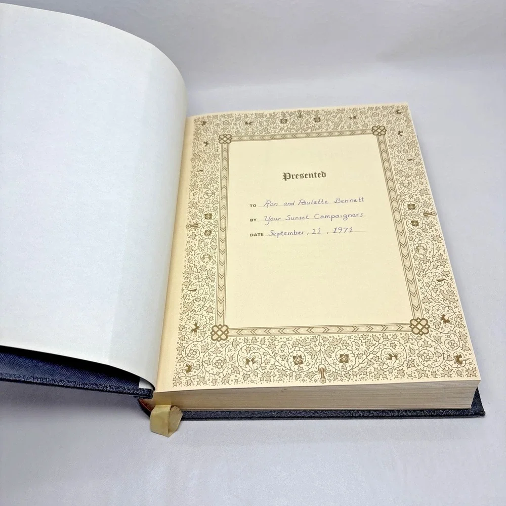 Vintage 70s Warner Christian Family Edition Black KJV Bible Red Letter Hardcover